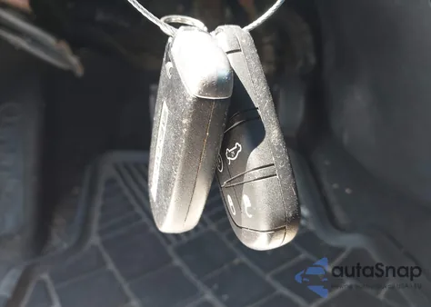 2013 Dodge Dart Limited z USA, uszkodzony, nr VIN 1C3CDFCA4DD293798